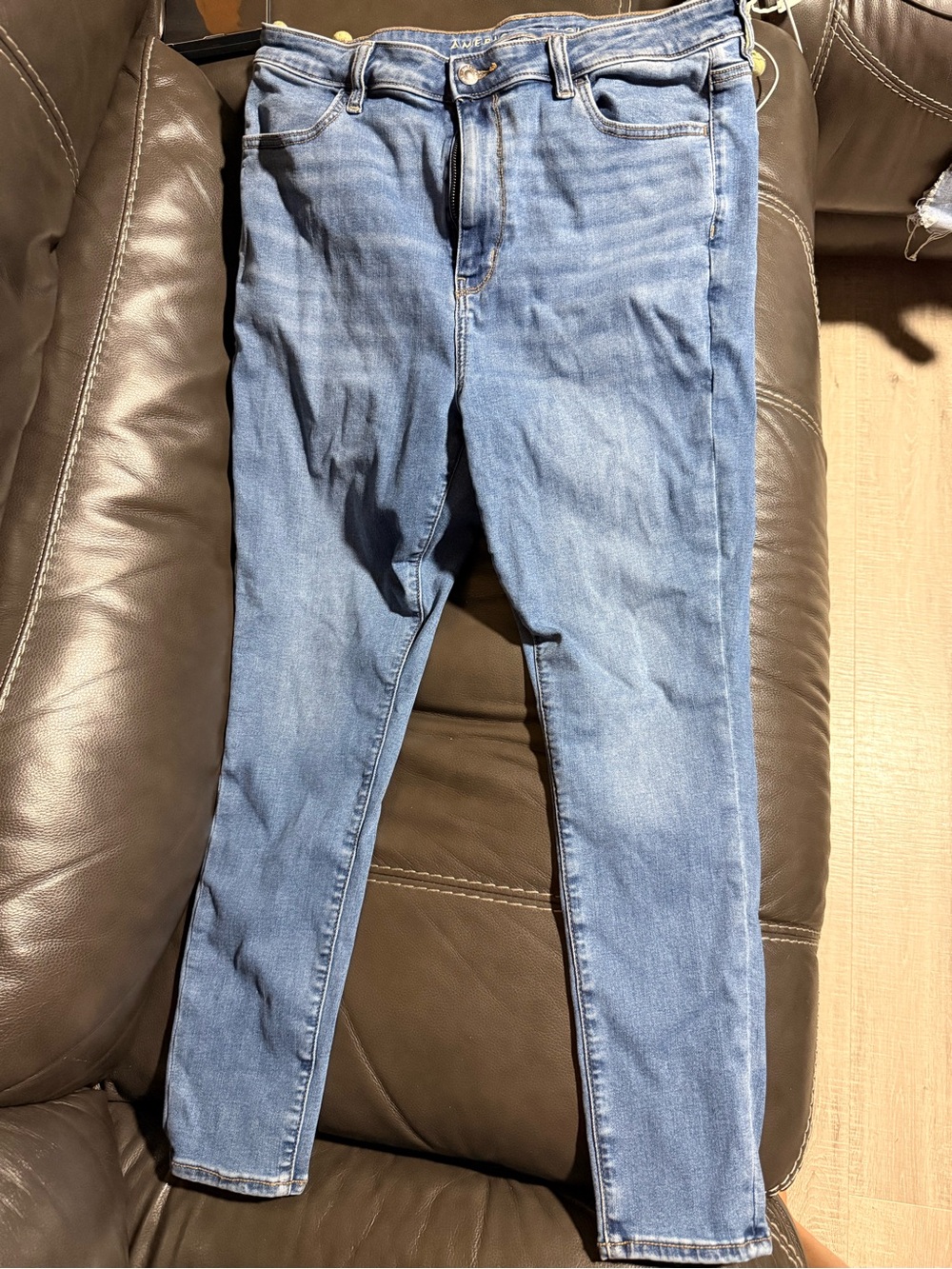 American Eagle Outfitters Light Blue Stretch Skinny Jeans